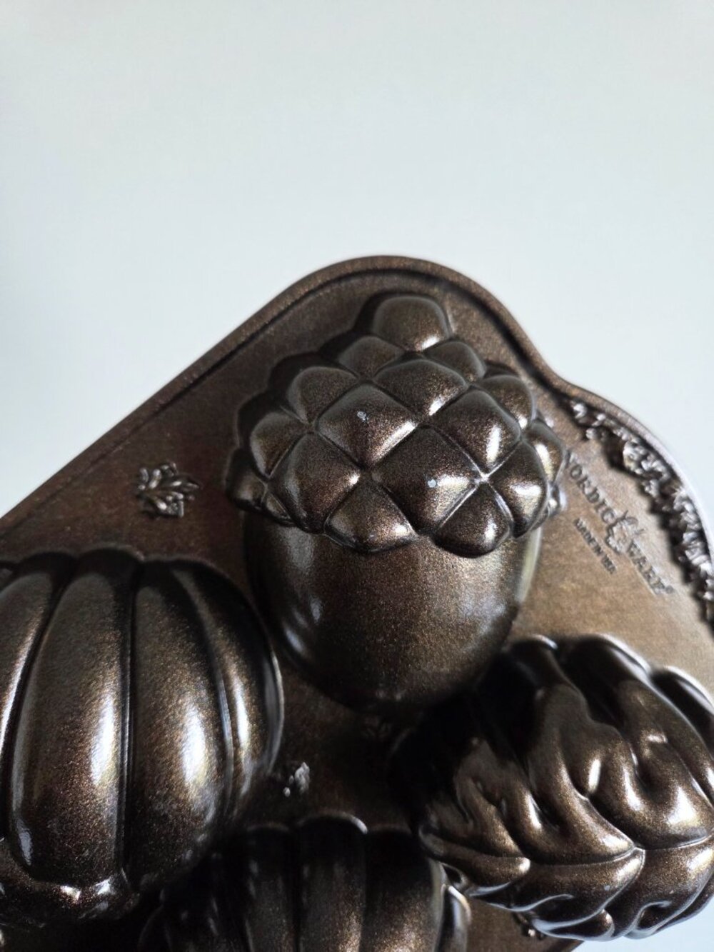 Nordic Ware Autumn Treats Pan - Picture 5 of 7